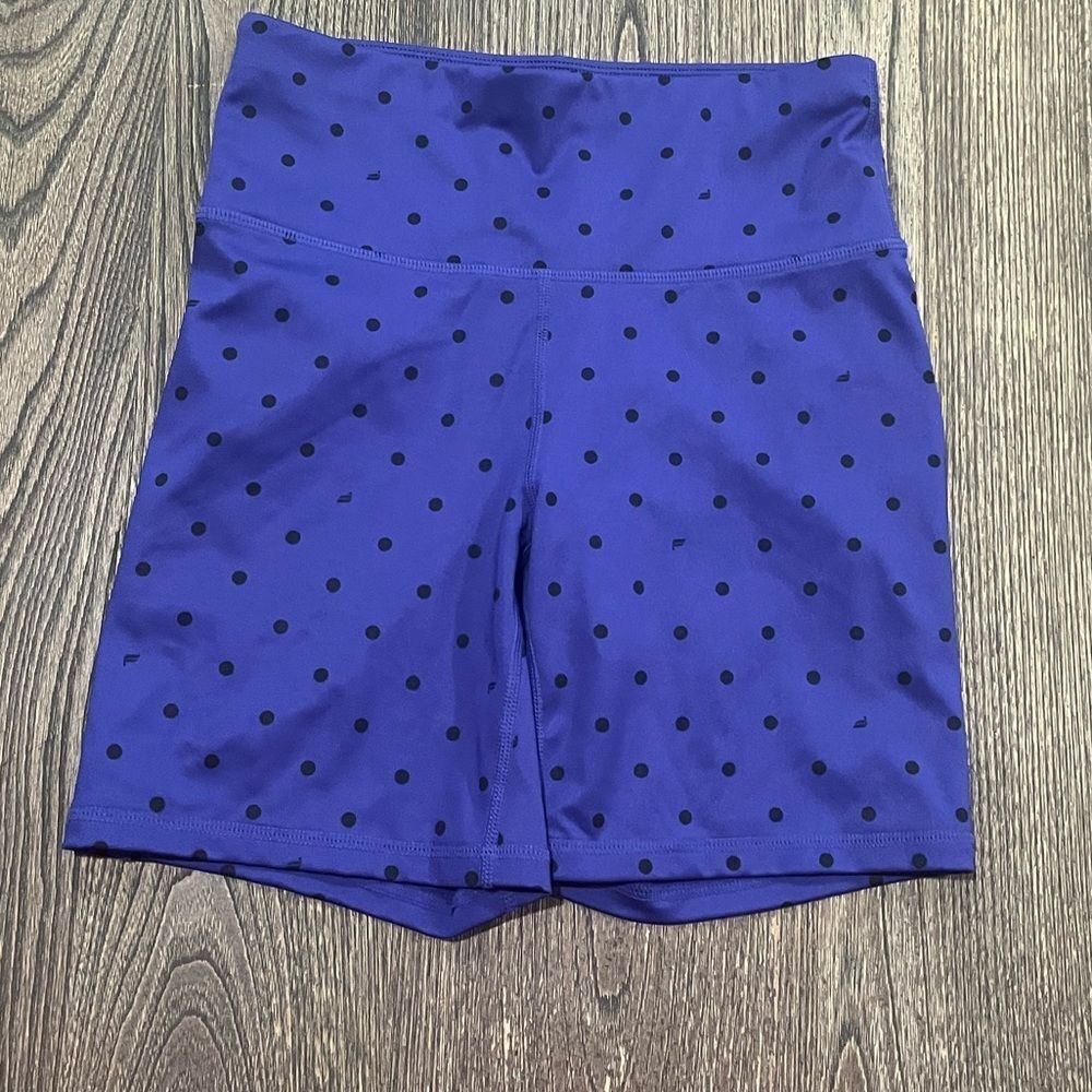 Fabletics High-Waisted Printed Ultracool Running Shorts Polka Dot Purple Size XS